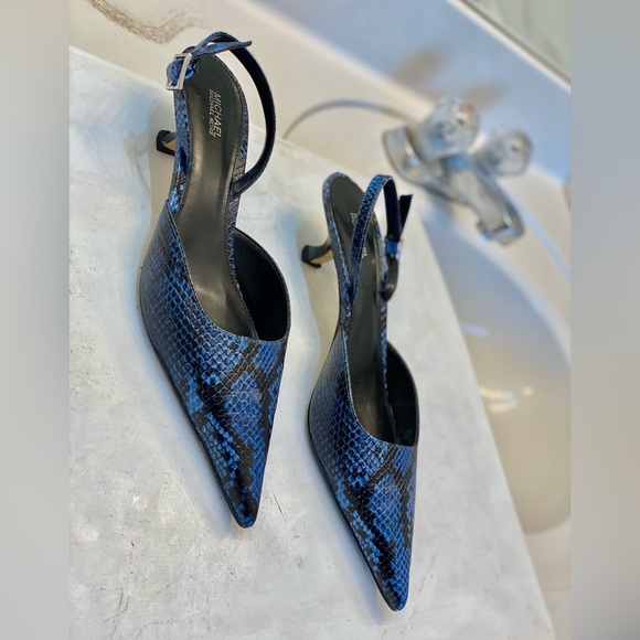 Michael KORS Luna Snake Embossed leather sling back kitten pump size 9.5M - Picture 2 of 11